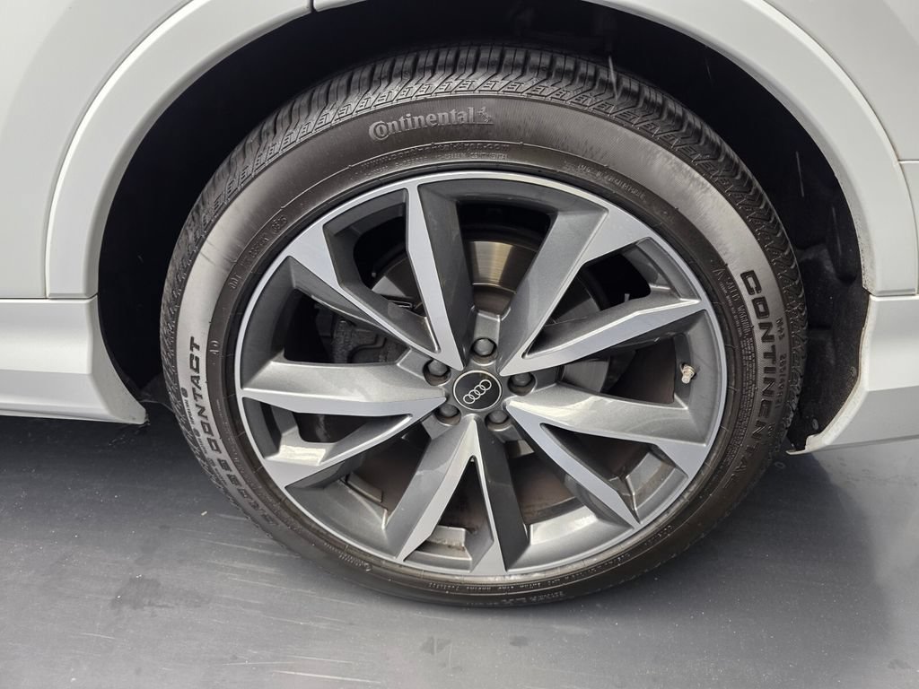 Used 2023 Audi SQ7 Prestige w/ Prestige Package AWD/4WD image 18