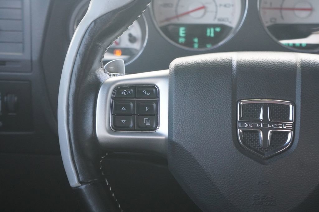 Used 2014 Dodge Challenger R/T RWD image 12