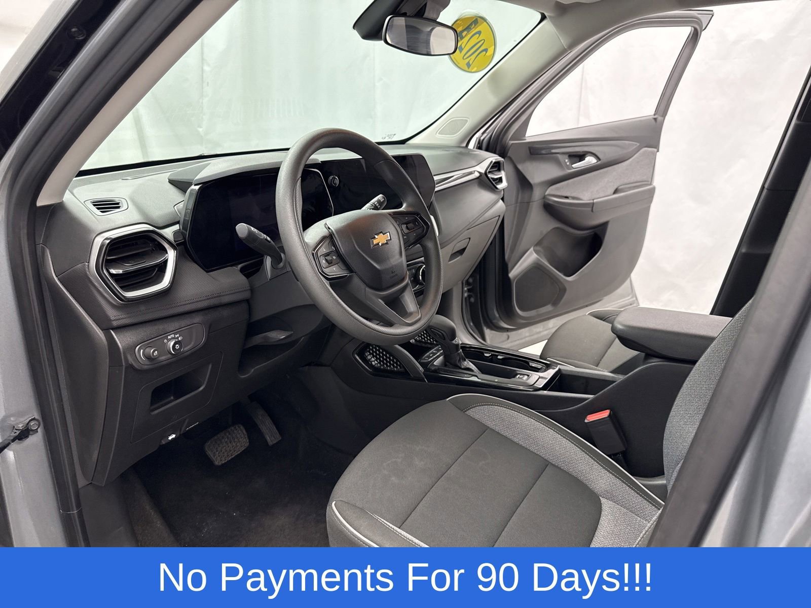 Used 2025 Chevrolet TrailBlazer LT AWD/4WD image 10