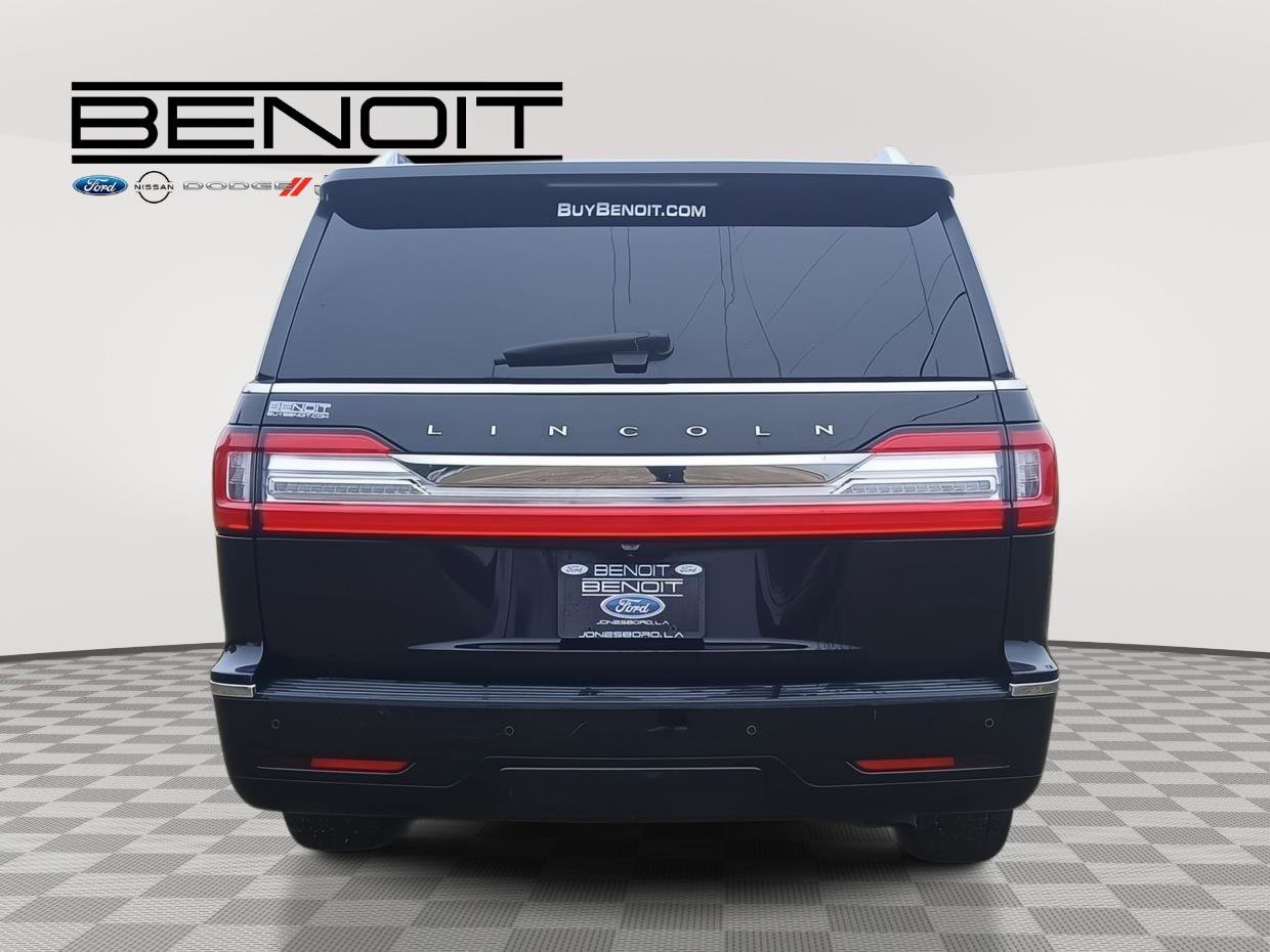Used 2019 Lincoln Navigator Reserve image 6