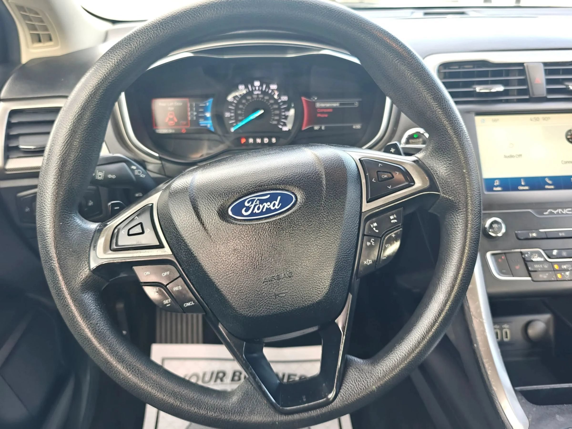 Used 2020 Ford Fusion SE AWD/4WD image 18