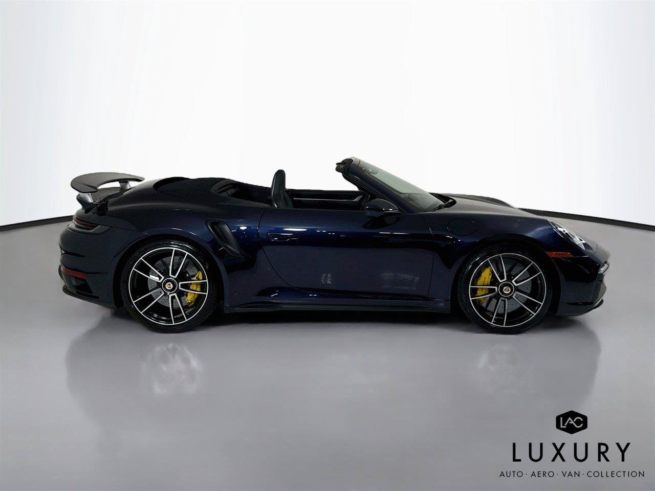 Used 2021 Porsche 911 Turbo S AWD/4WD image 4