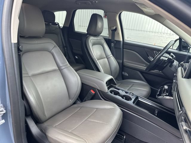 Used 2023 Lincoln Corsair Reserve w/ Equipment Group 201A AWD/4WD image 27