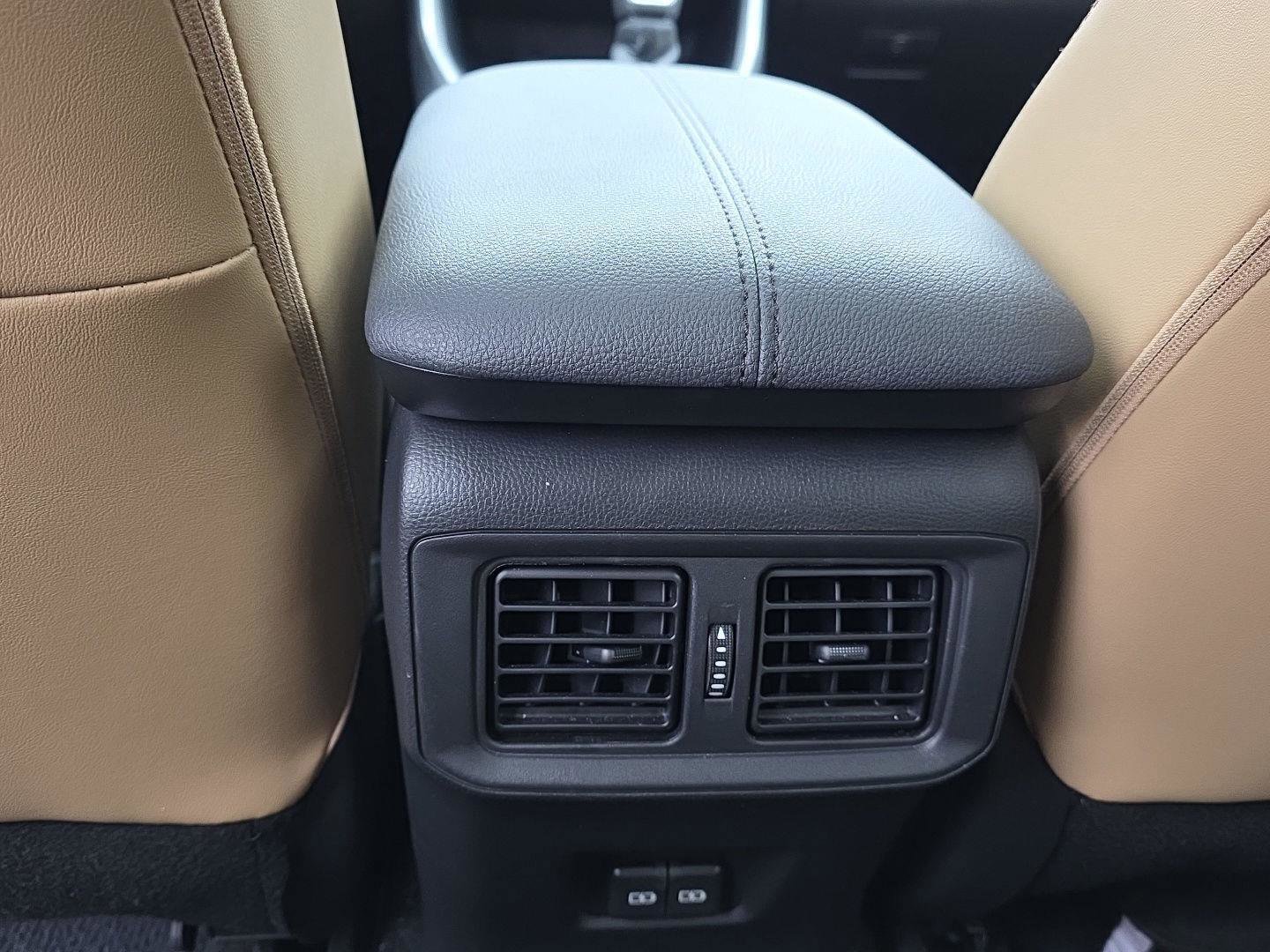 Used 2024 Toyota RAV4 XLE Premium image 19