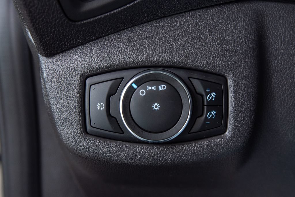 Used 2016 Ford Transit Connect XLT FWD image 18