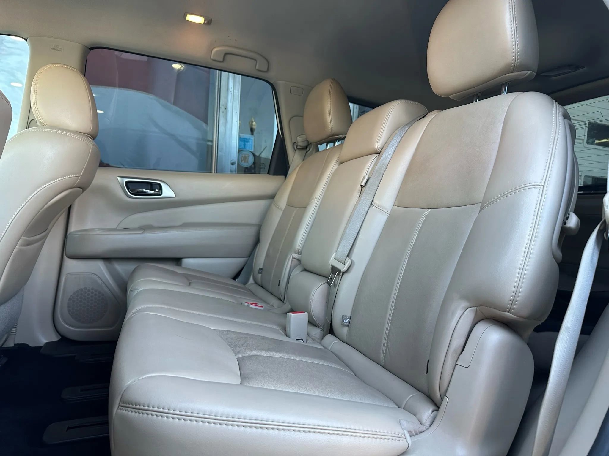 Used 2017 Nissan Pathfinder SL w/ SL Tech Package image 9