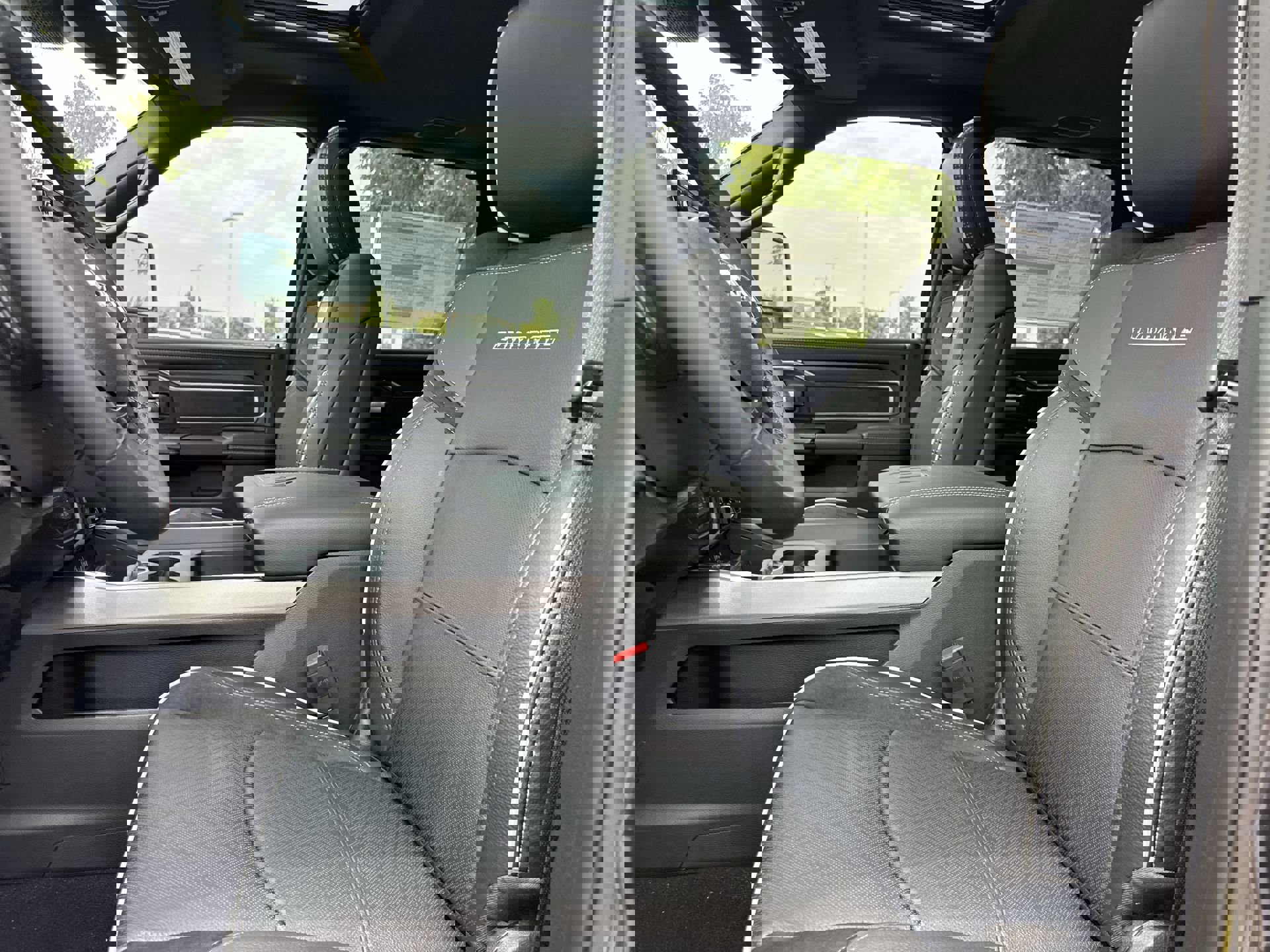 New 2025 RAM 2500 Laramie image 18