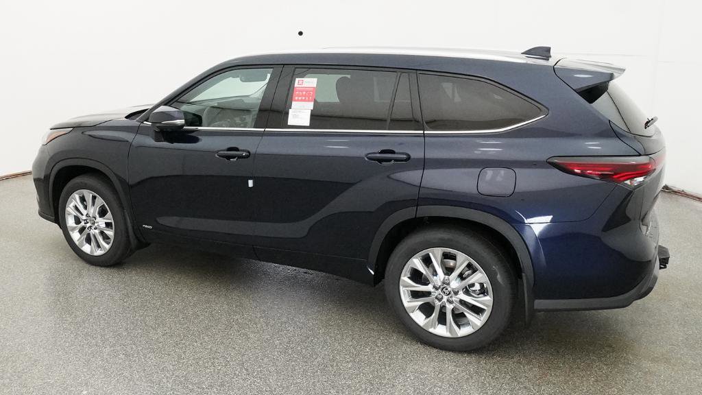New 2026 Toyota Highlander Limited image 12
