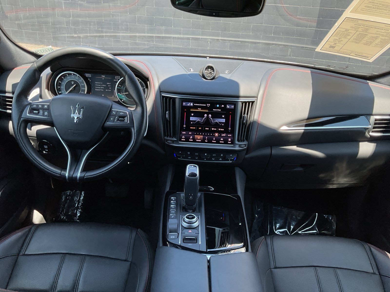 Used 2024 Maserati Levante GT Ultima AWD/4WD image 15
