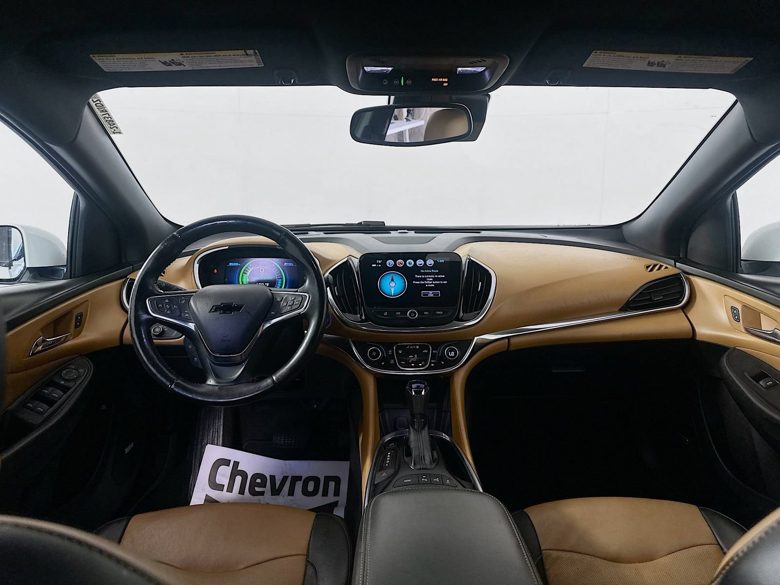 Used 2018 Chevrolet Volt Premier w/ Driver Confidence Package FWD image 25