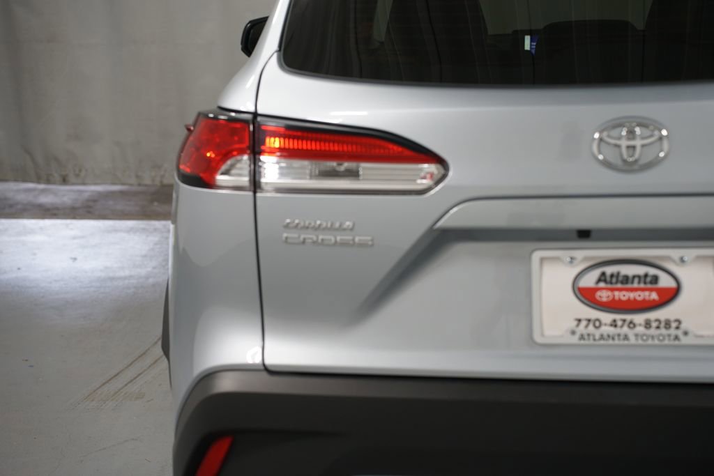 Used 2025 Toyota Corolla Cross L FWD image 10