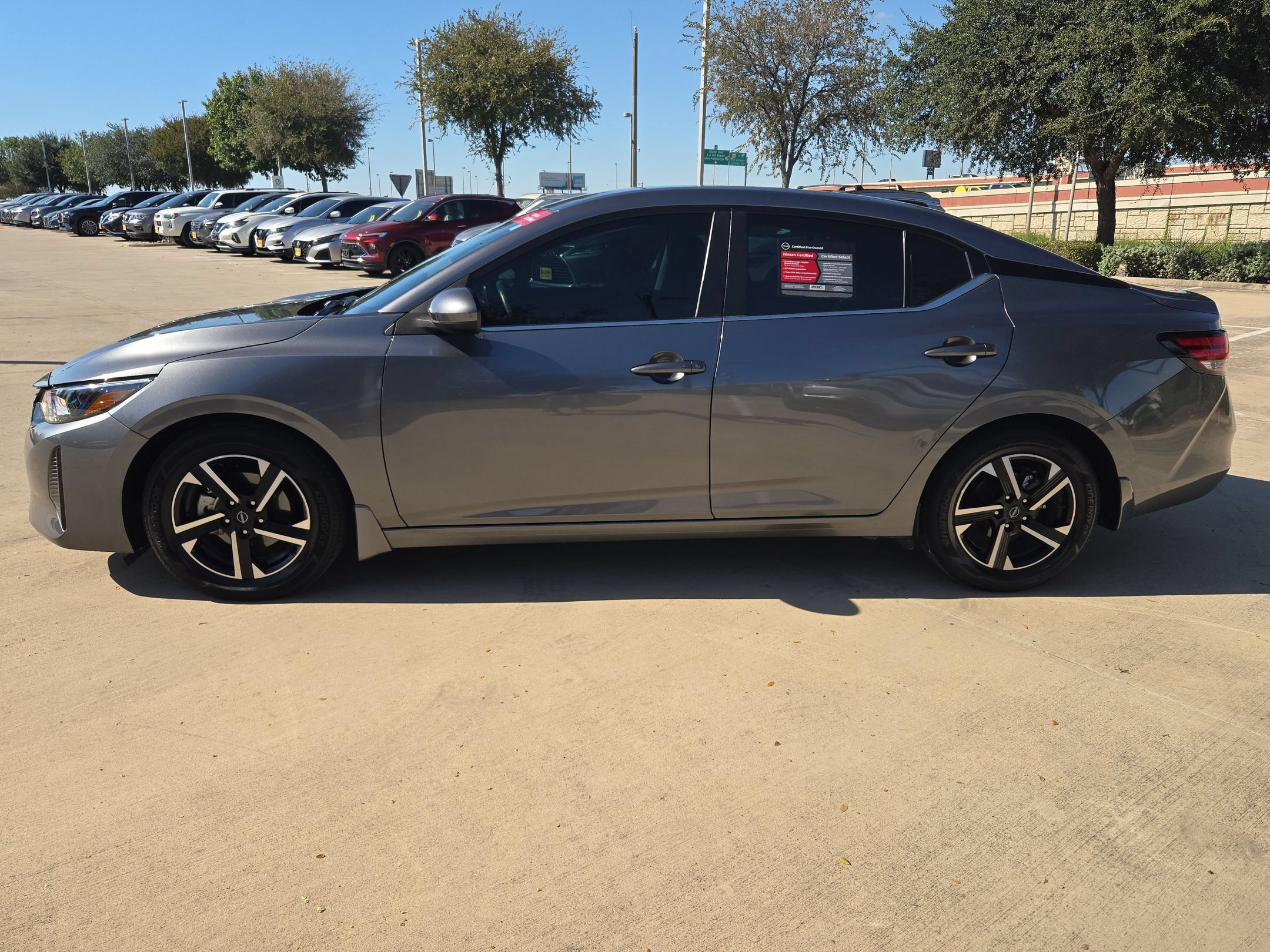 Certified 2024 Nissan Sentra SV FWD image 6