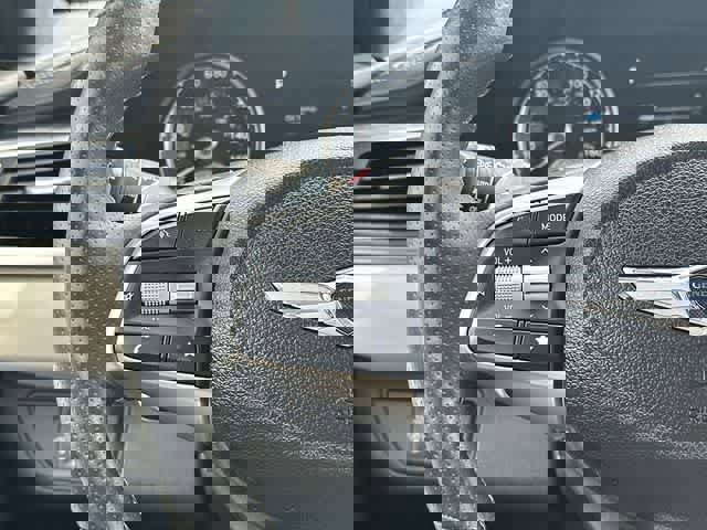 Used 2023 Genesis G70 3.3T w/ Sport Prestige Package image 9