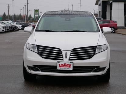 Used 2019 Lincoln MKT AWD image 28