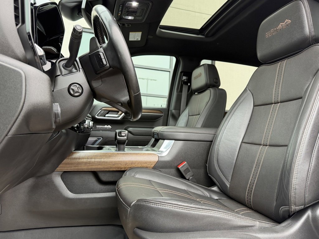 Used 2023 Chevrolet Silverado 1500 High Country image 10