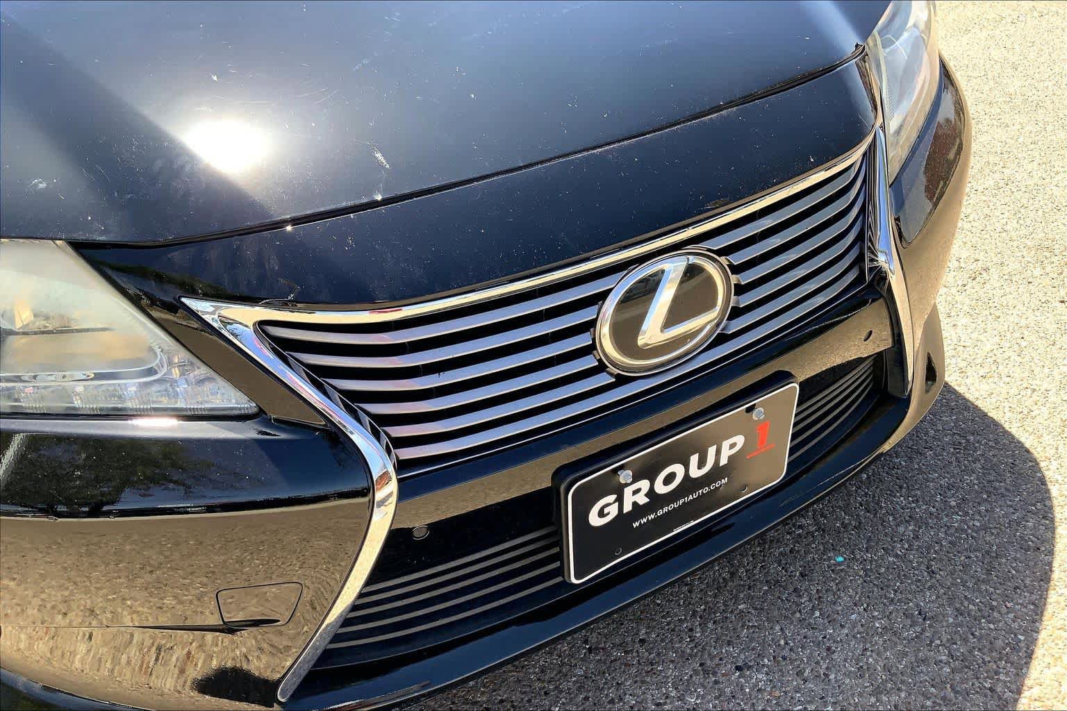 Used 2014 Lexus ES 350 w/ Luxury Package FWD image 29
