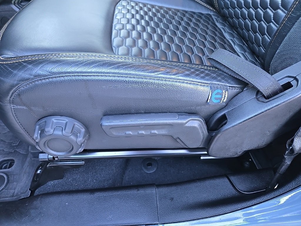 Used 2024 Jeep Wrangler Sport image 42