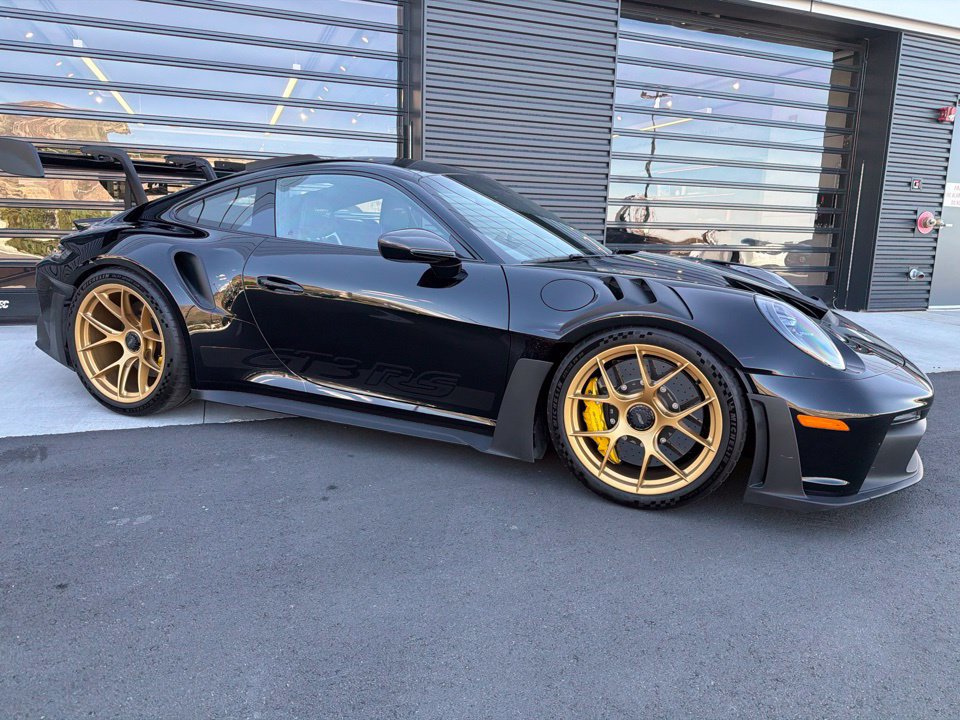 Used 2024 Porsche 911 GT3 RS w/ Weissach Package RWD image 6