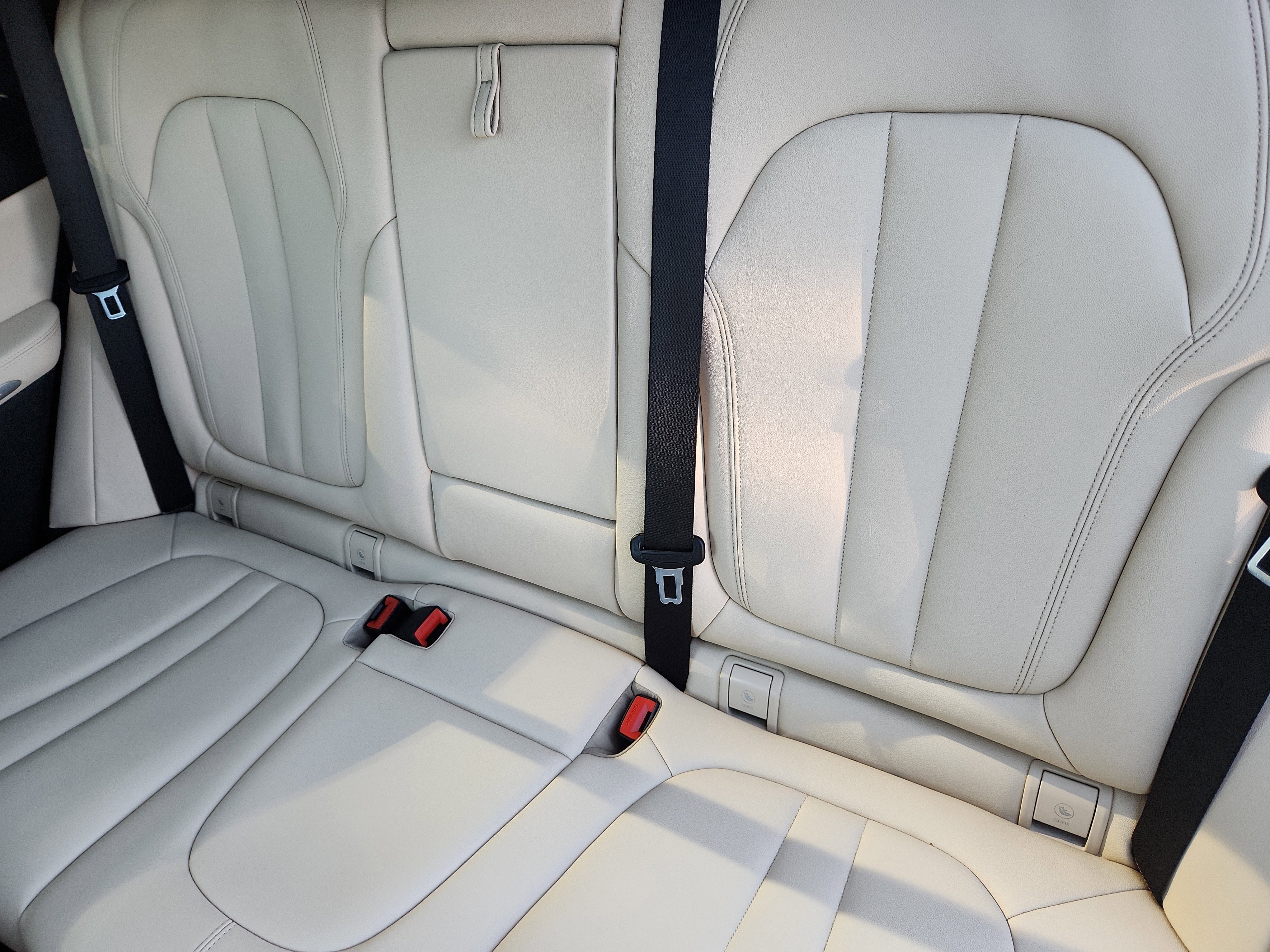 Used 2022 BMW X5 xDrive45e w/ Climate Comfort Package image 26