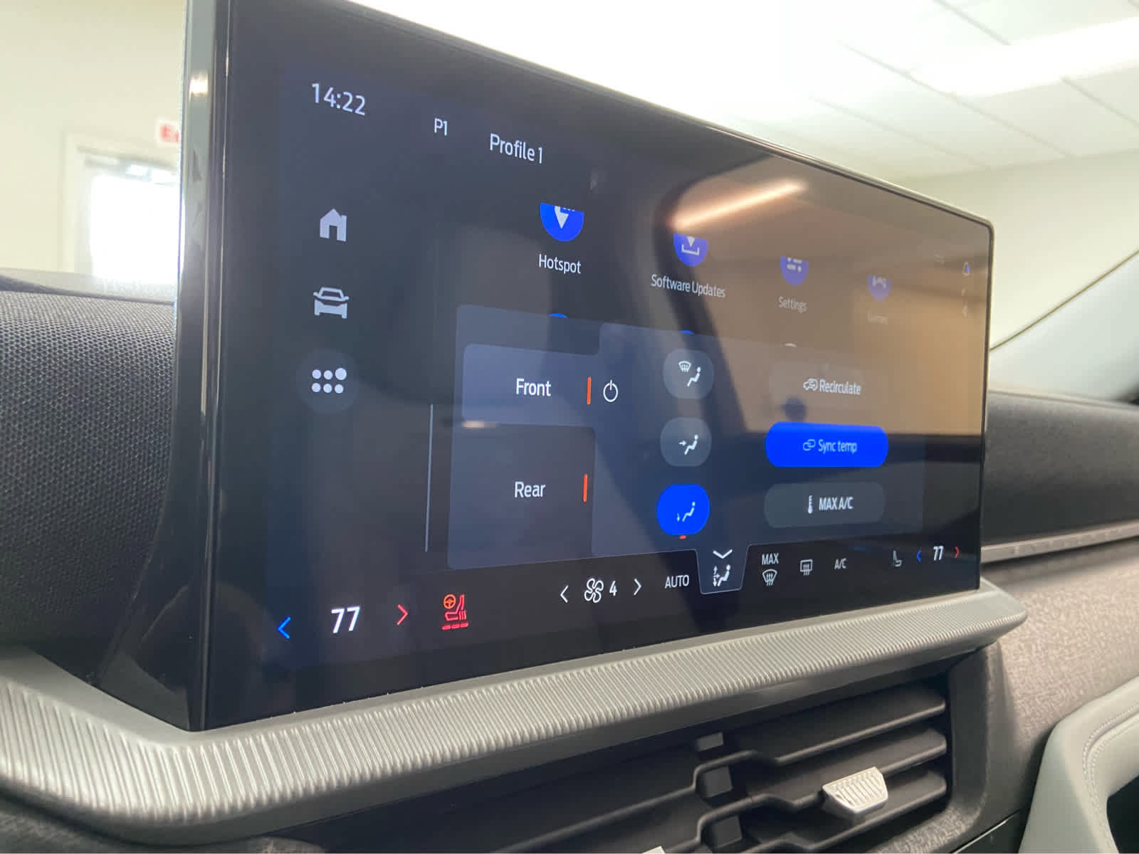 New 2026 Ford Explorer Platinum image 32