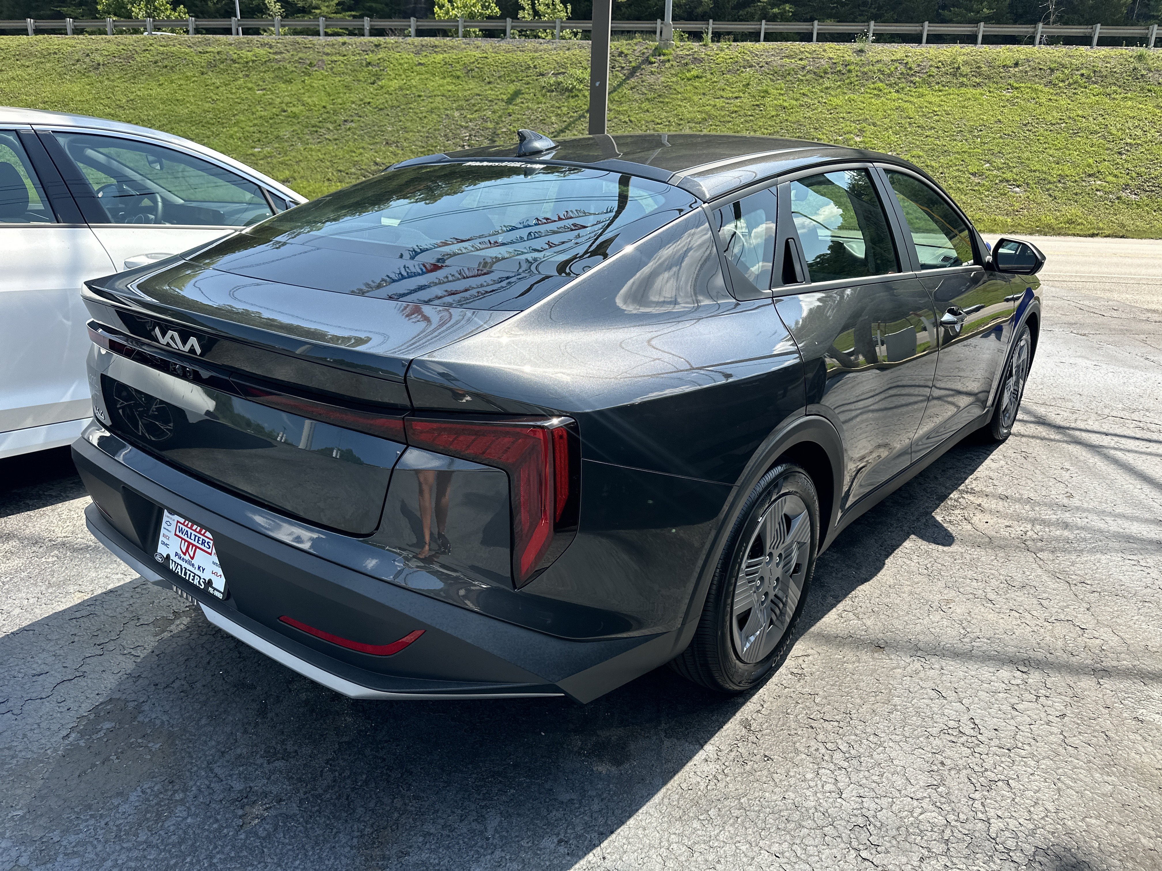 New 2026 Kia K4 FWD image 4