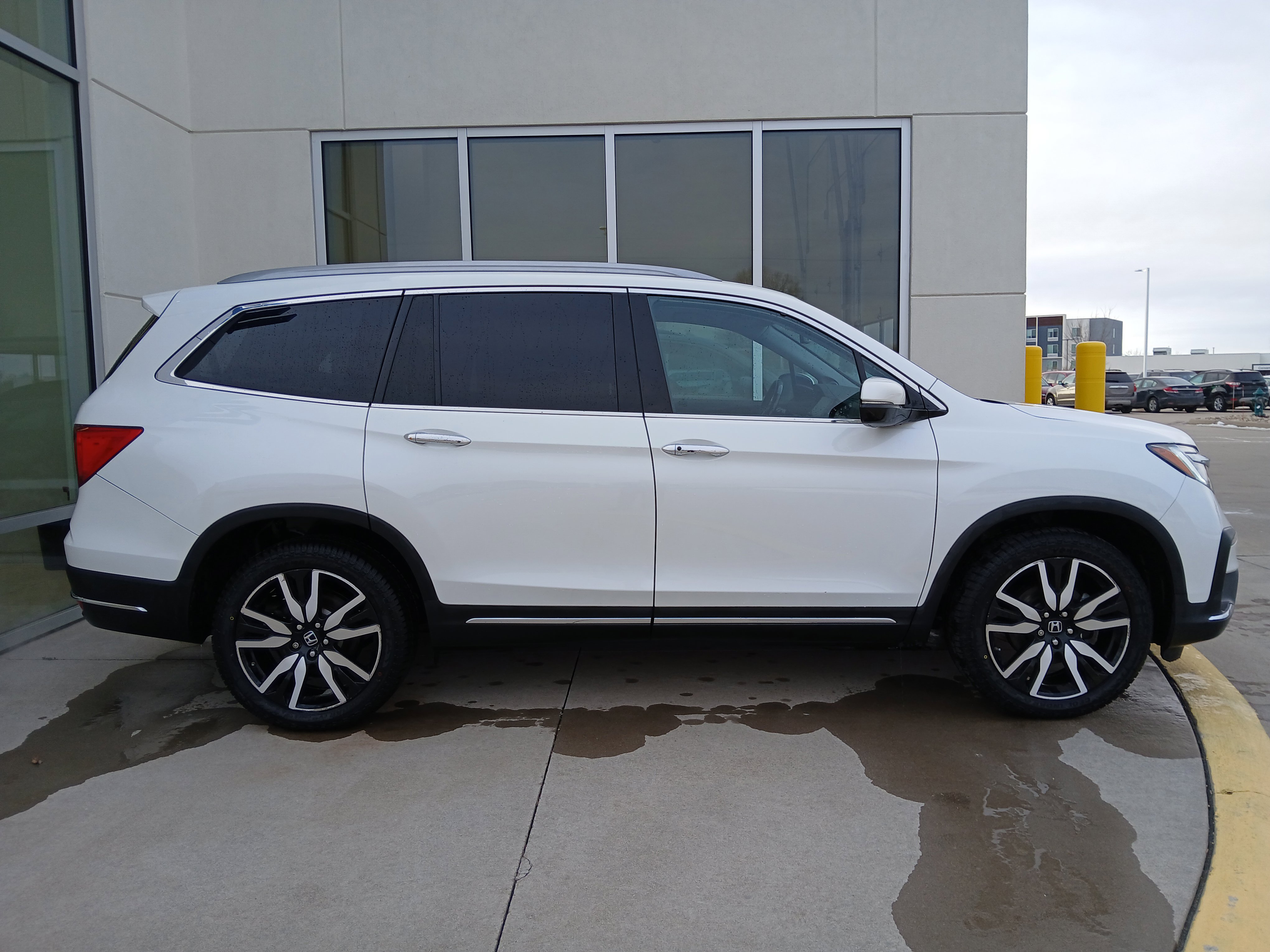 Used 2022 Honda Pilot Elite image 6