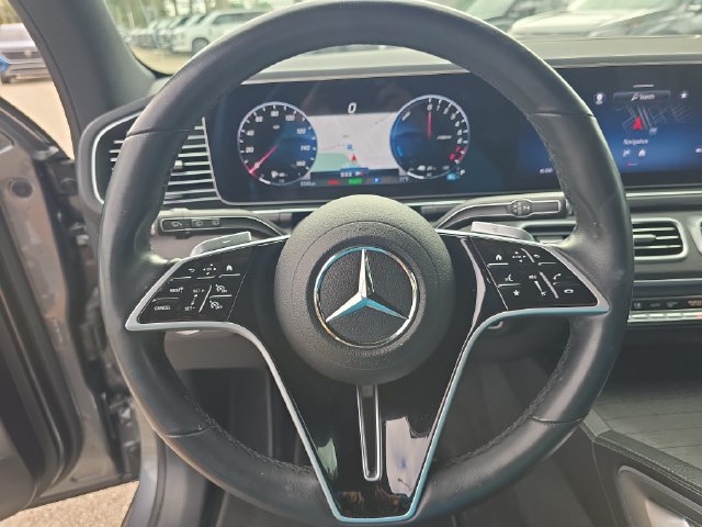 Used 2024 Mercedes-Benz GLE 450e 4MATIC image 32
