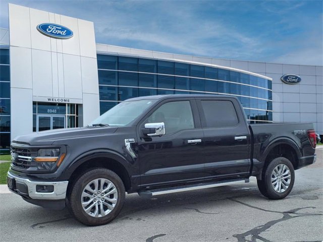 New 2025 Ford F150 XLT w/ Equipment Group 302A MID