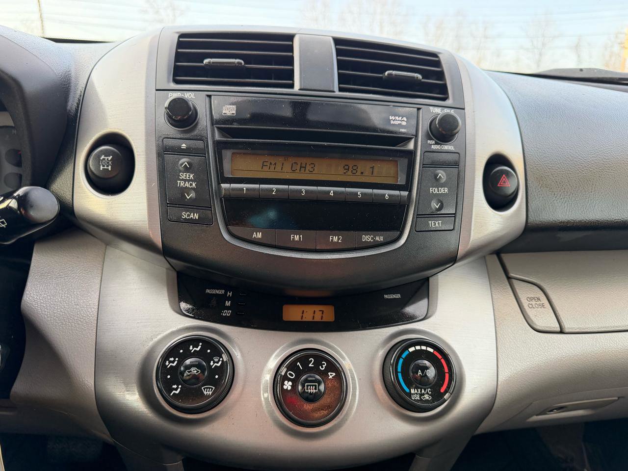 Used 2008 Toyota RAV4 Base V6 4WD image 18