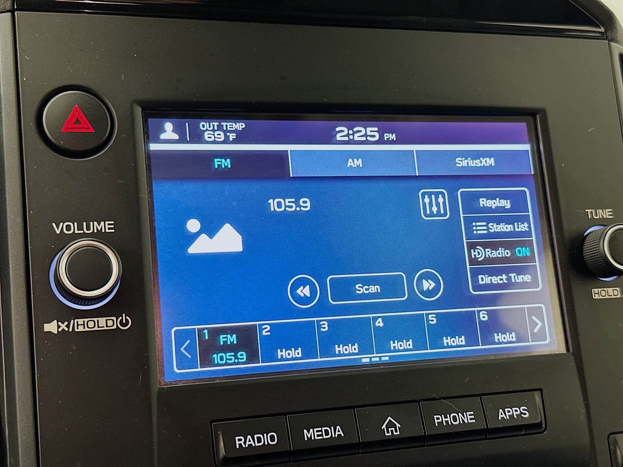 Used 2024 Subaru Crosstrek 2.0i image 21