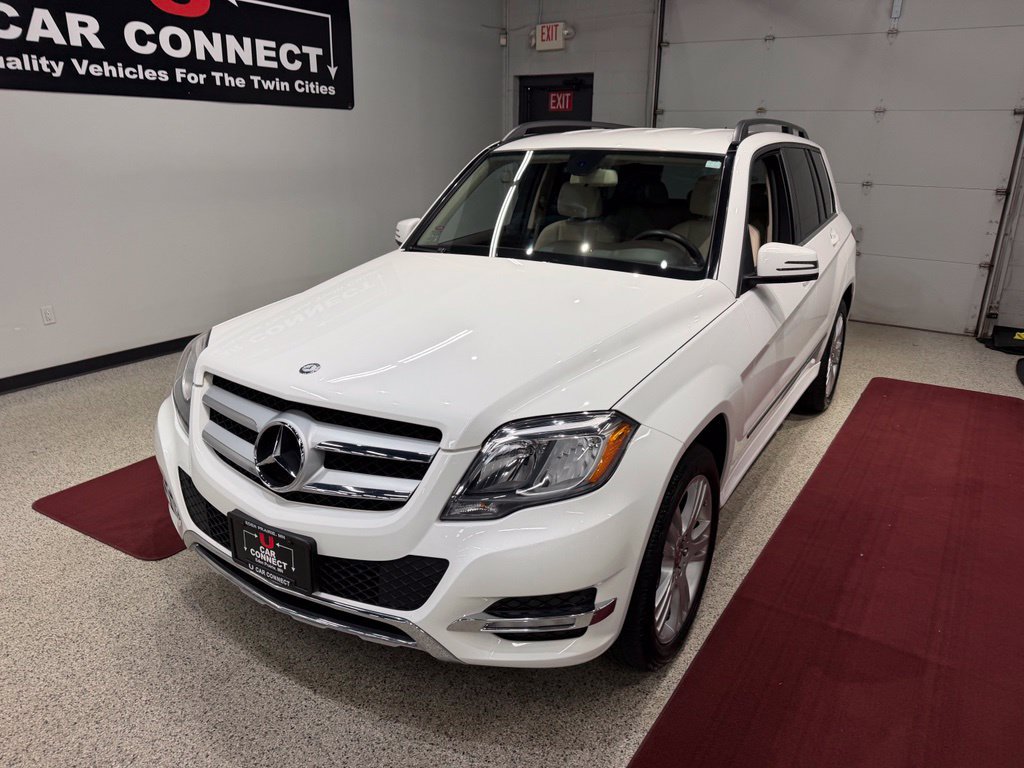 Used 2013 Mercedes-Benz GLK 350 4MATIC image 4
