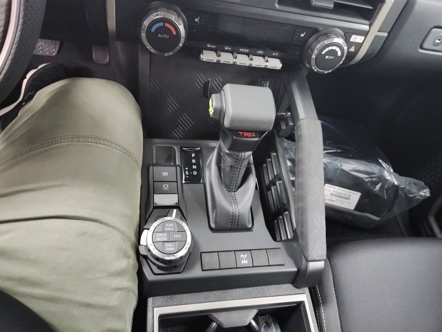 New 2025 Toyota Tacoma TRD Off-Road image 24