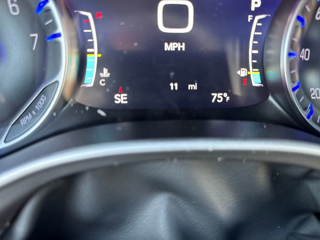 New 2026 Chrysler Pacifica Select image 16