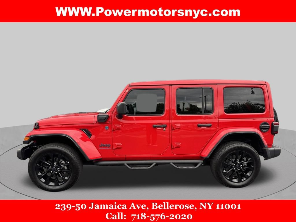 Used 2025 Jeep Wrangler Unlimited Sahara w/ Safety Group AWD/4WD image 2