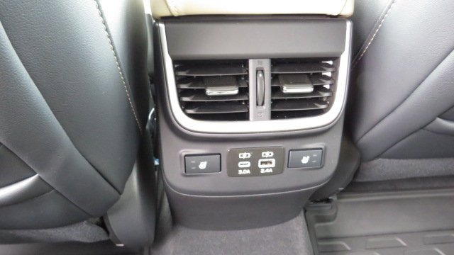 Used 2025 Subaru Outback Limited image 16