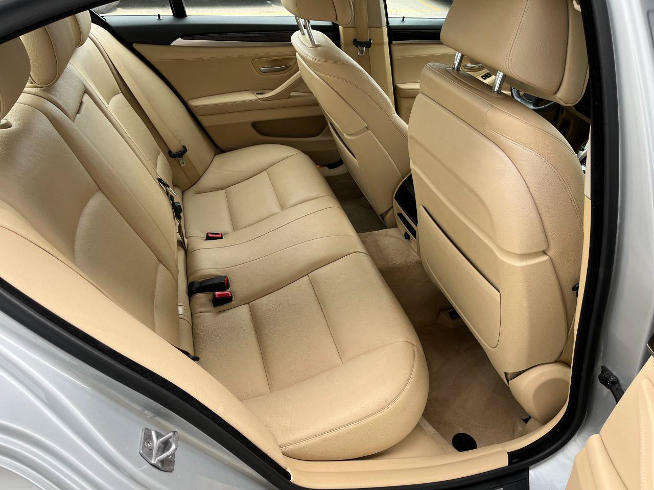 Used 2014 BMW 535d xDrive AWD/4WD image 19