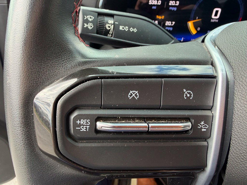 Used 2024 Chevrolet Colorado Z71 w/ Z71 Convenience Package 2 AWD/4WD image 12