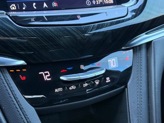 Used 2020 Cadillac XT6 Premium Luxury image 32
