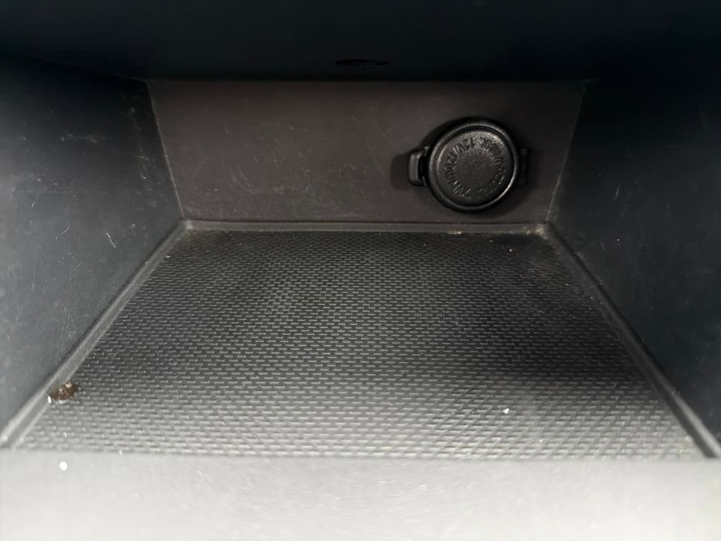 Used 2017 Subaru Impreza 2.0i Limited image 41