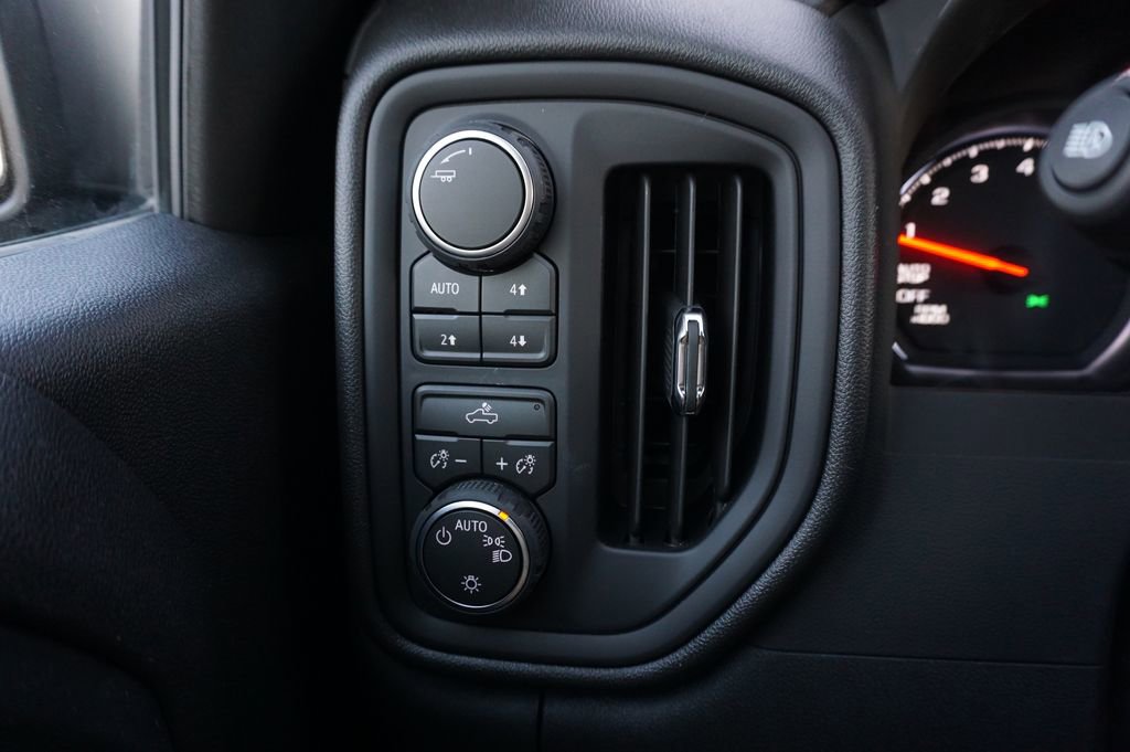 New 2025 Chevrolet Silverado 1500 Custom Trail Boss image 20