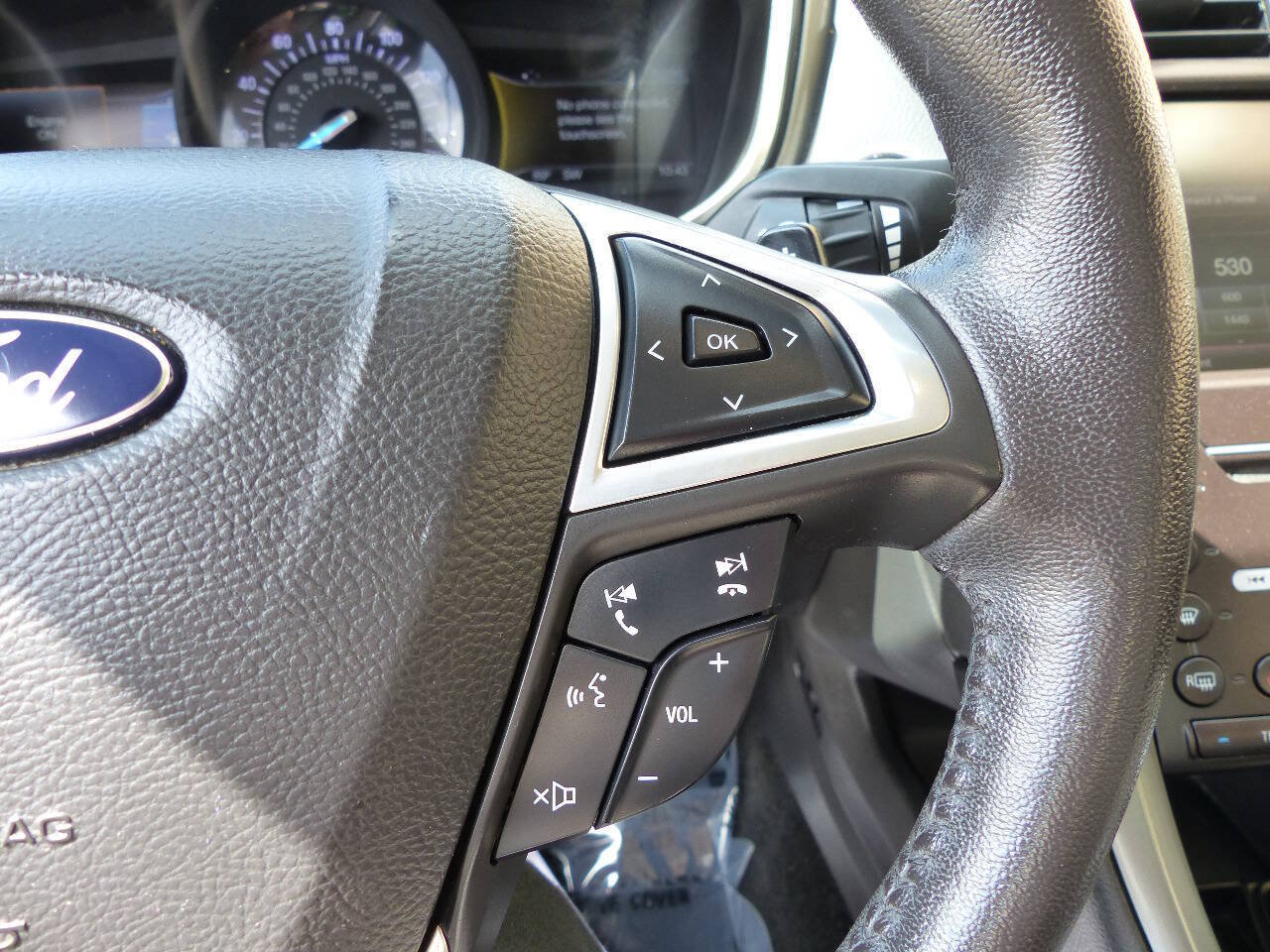 Used 2016 Ford Fusion Titanium FWD image 27