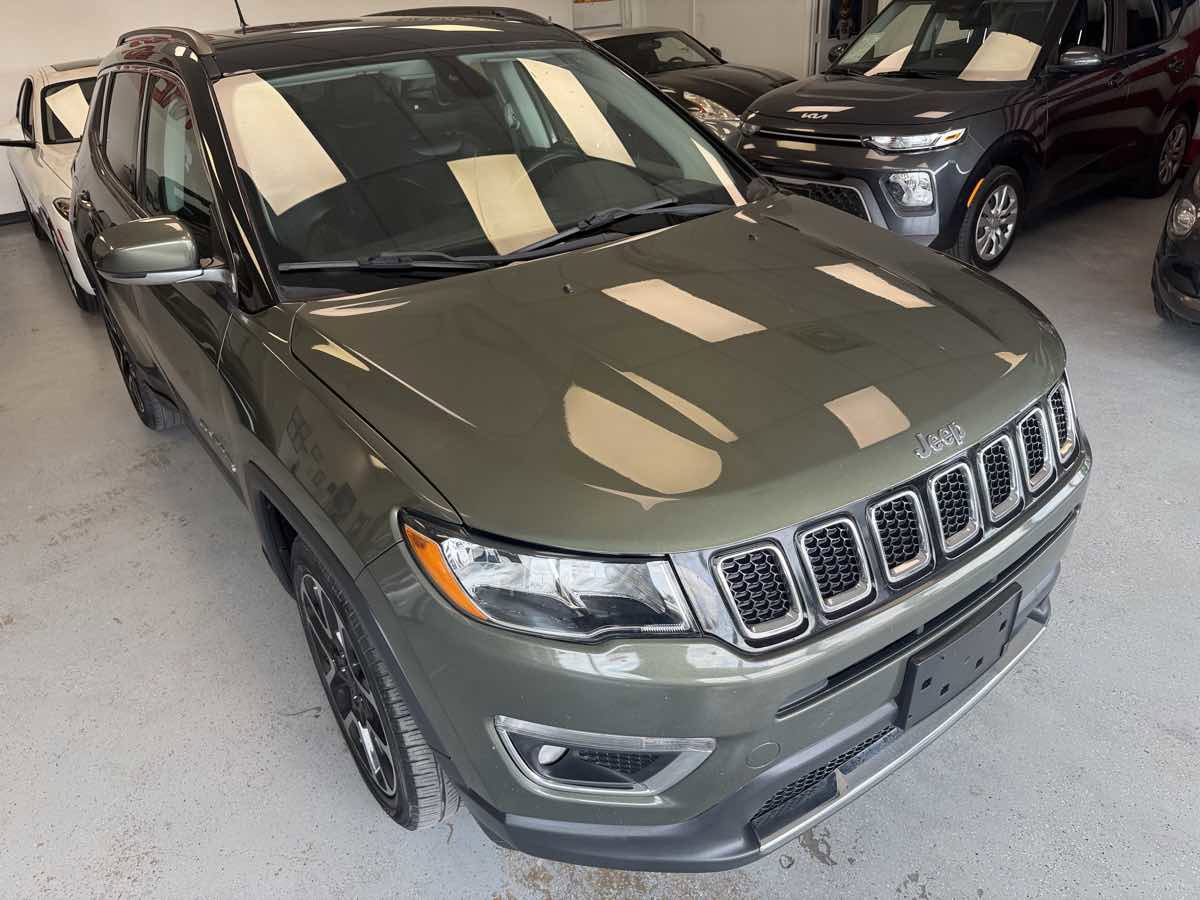 Used 2018 Jeep Compass Limited w/ Navigation Group FWD image 7