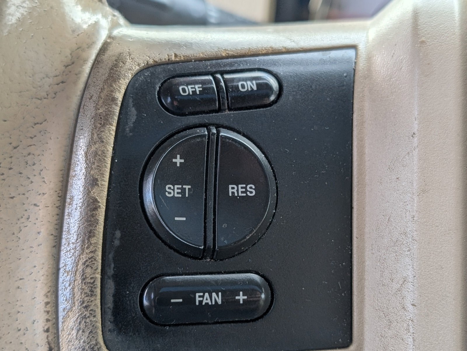 Used 2008 Ford F350 Lariat image 13