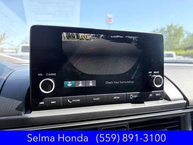Used 2023 Honda Pilot LX image 19
