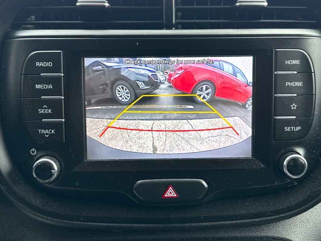 Used 2020 Kia Soul LX image 18