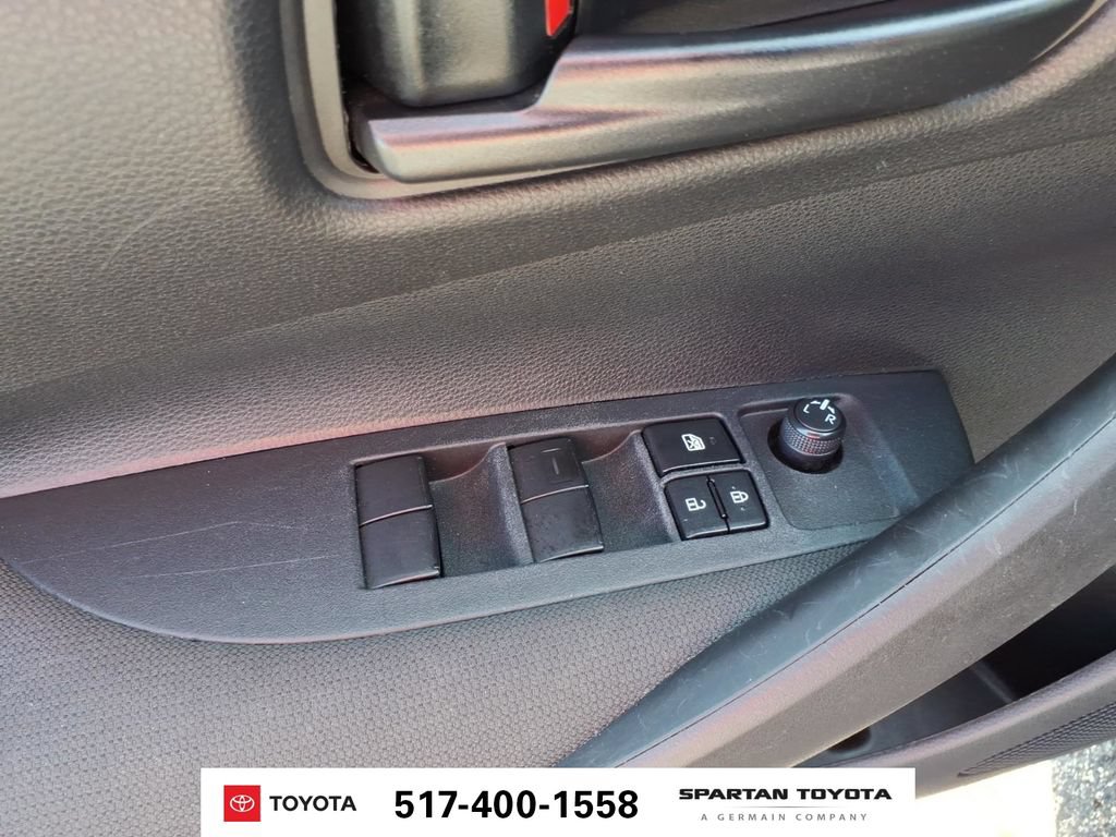 Used 2024 Toyota Corolla LE FWD image 15