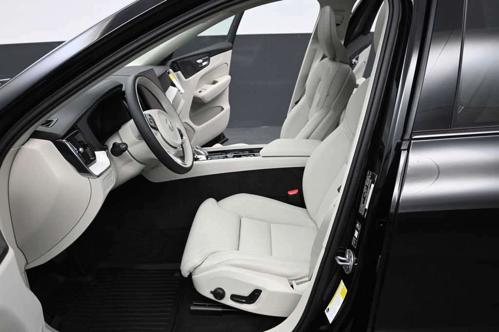 New 2027 Volvo XC60 T8 Ultra AWD/4WD image 10