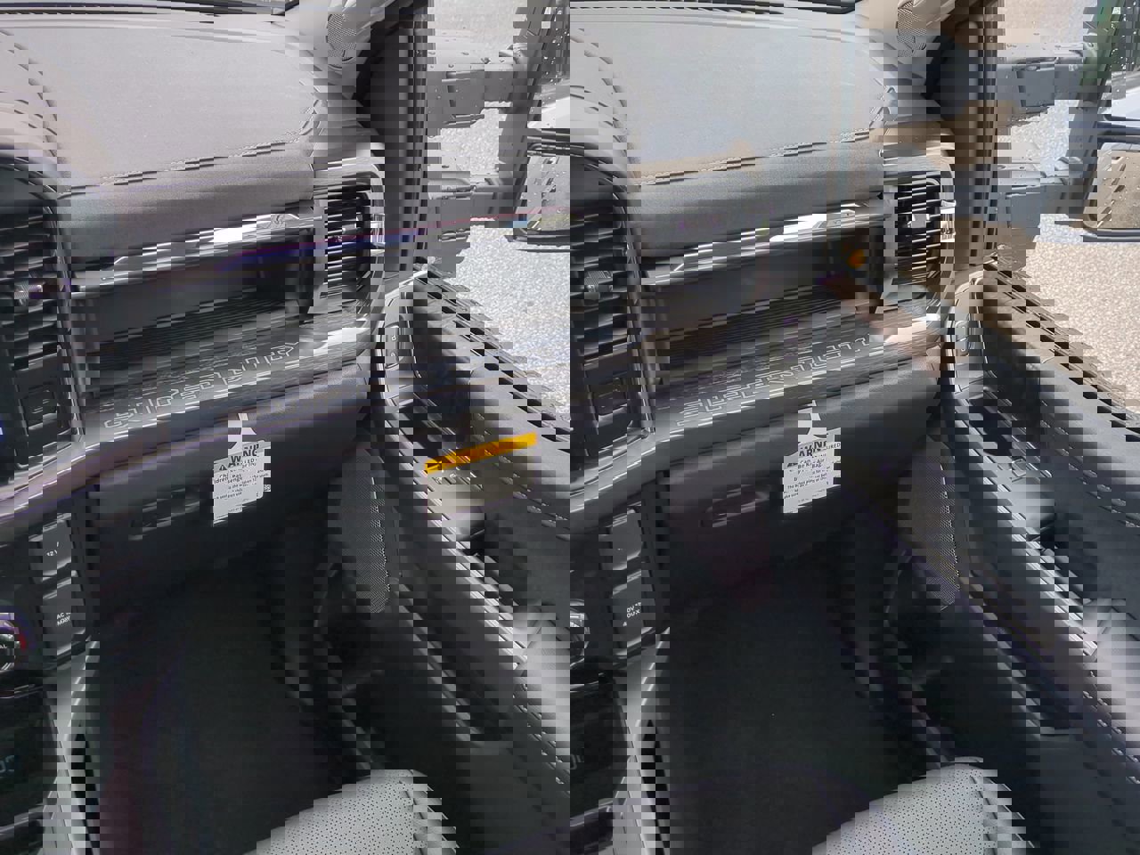 New 2026 Ford F250 Lariat image 17