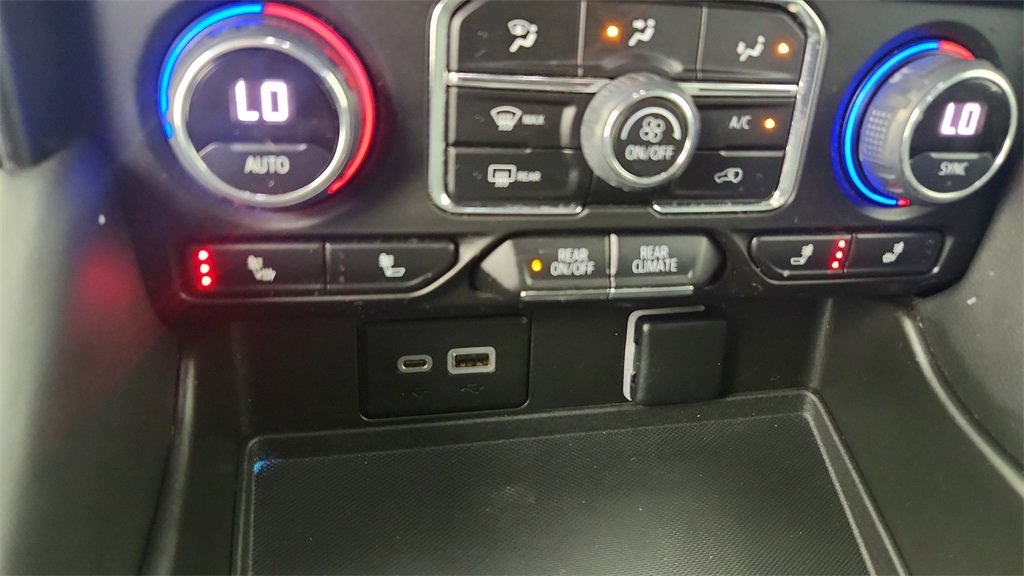 Certified 2023 Chevrolet Tahoe Z71 w/ Luxury Package image 24