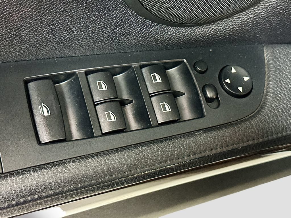 Used 2013 BMW 335i Convertible RWD image 20